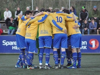 A-lagskampen mot Gjøvik-Lyn 2 på søndag er utsatt.